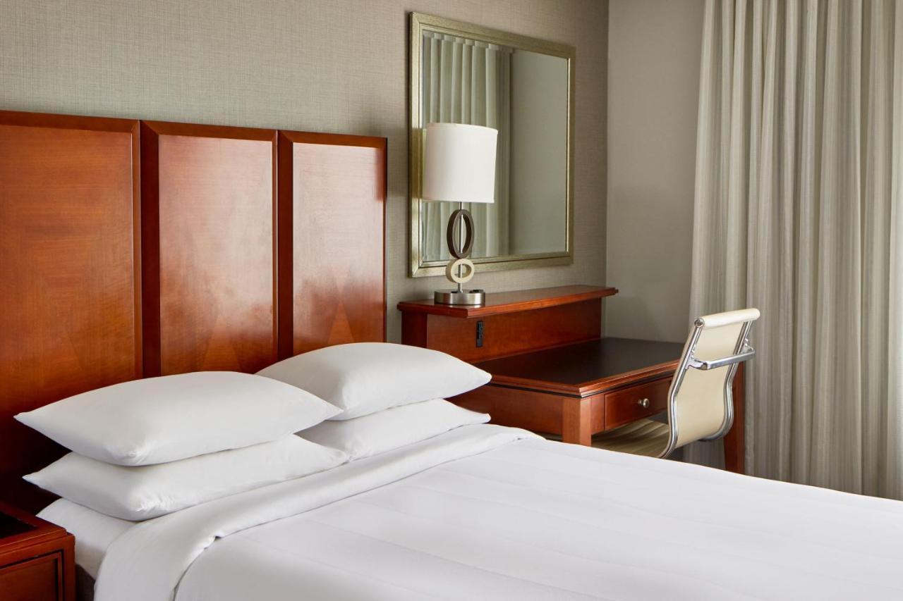 Detroit Metro Airport Marriott Hotel Romulus Ngoại thất bức ảnh