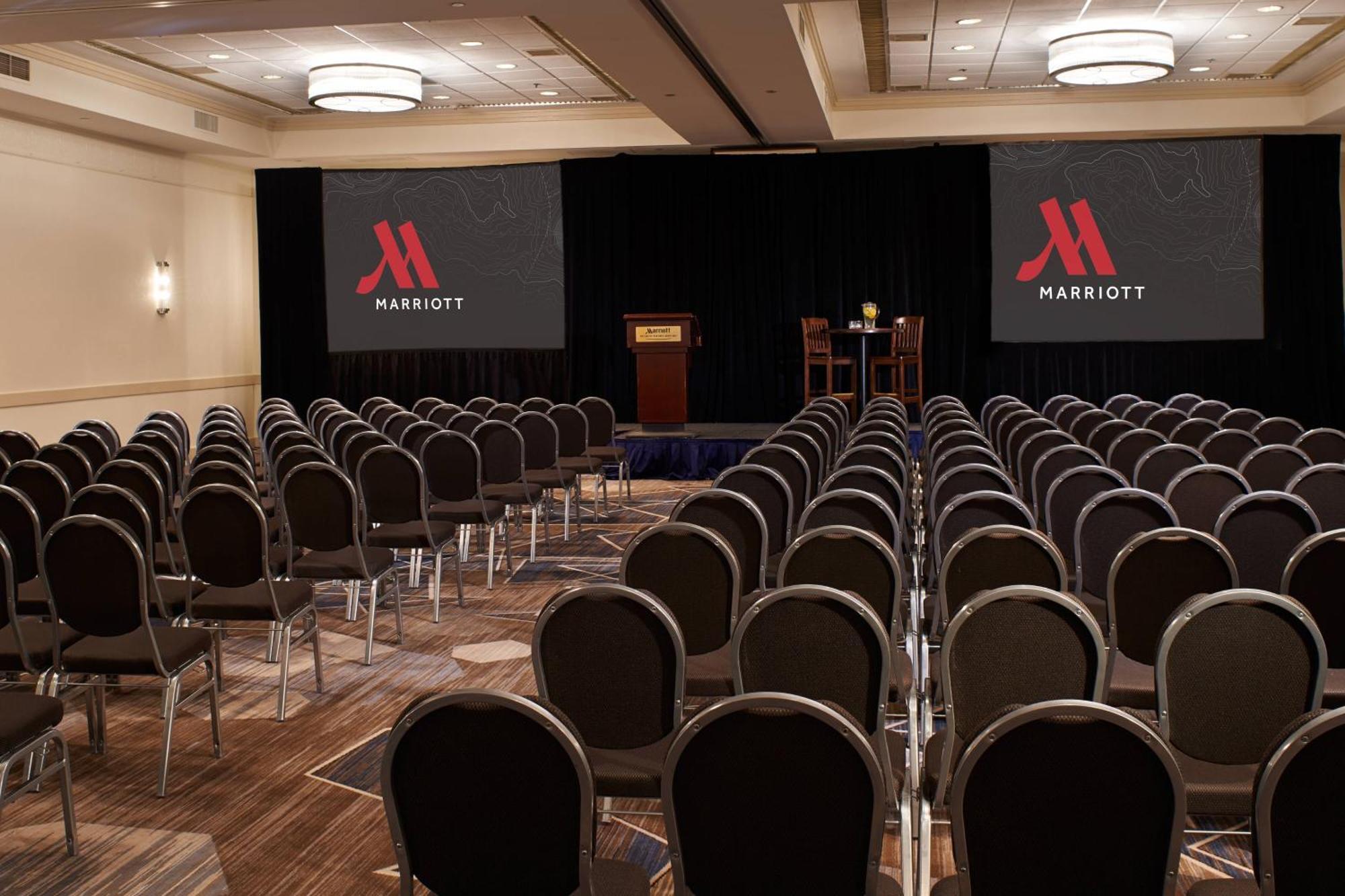 Detroit Metro Airport Marriott Hotel Romulus Ngoại thất bức ảnh